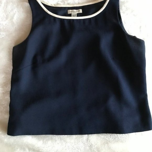 Host Pick - Amanda Smith Ladies Navy Blue 3-piece suit with skirt - Picture 5 of 9